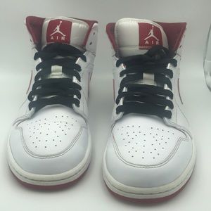 Air Jordan 1 Mid White Gym Red Black size 9